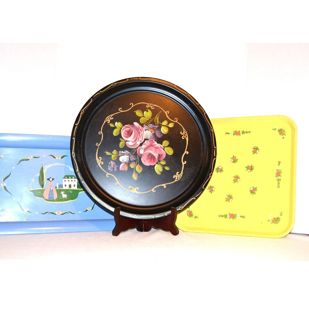 Roses on Metal Trays Three 1950s Kitsch Farmhouse Shabby Country French